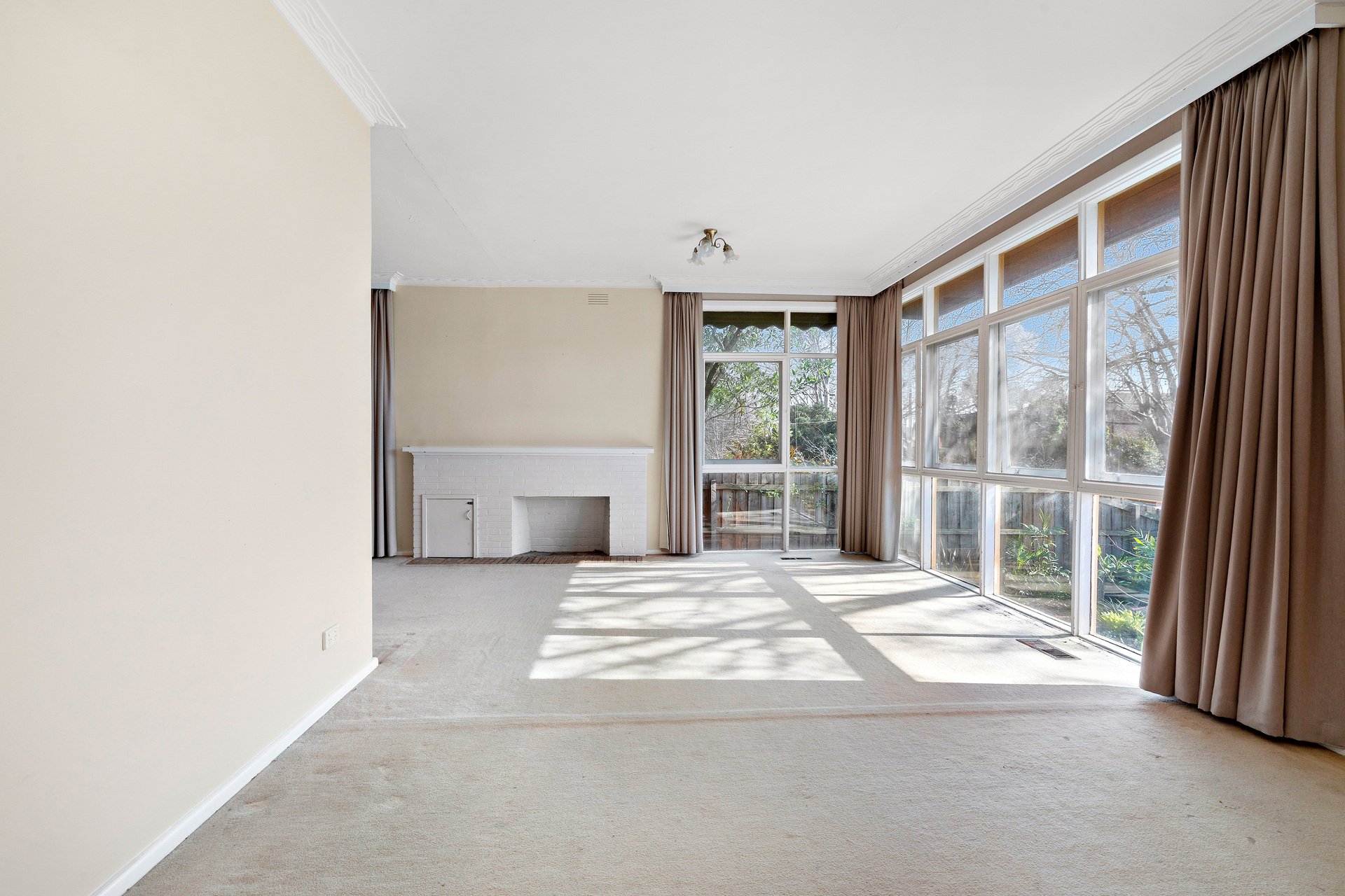 Property Gallery Thumbnail 2
