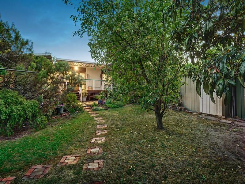 1 Henley Street, Balwyn image 7