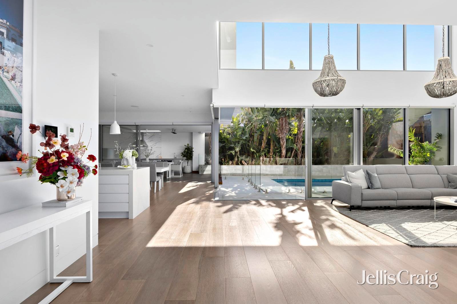 1 Hewitt Court, Strathmore image 3