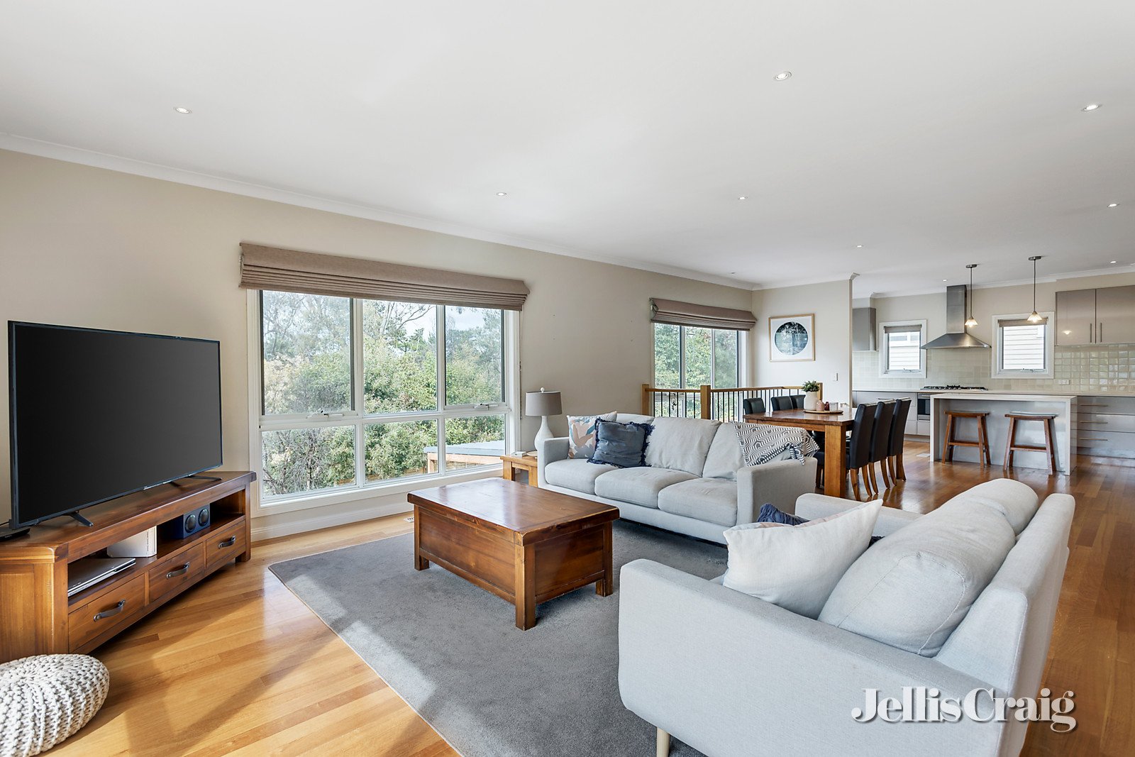 1 Hillside Court, Lilydale image 3