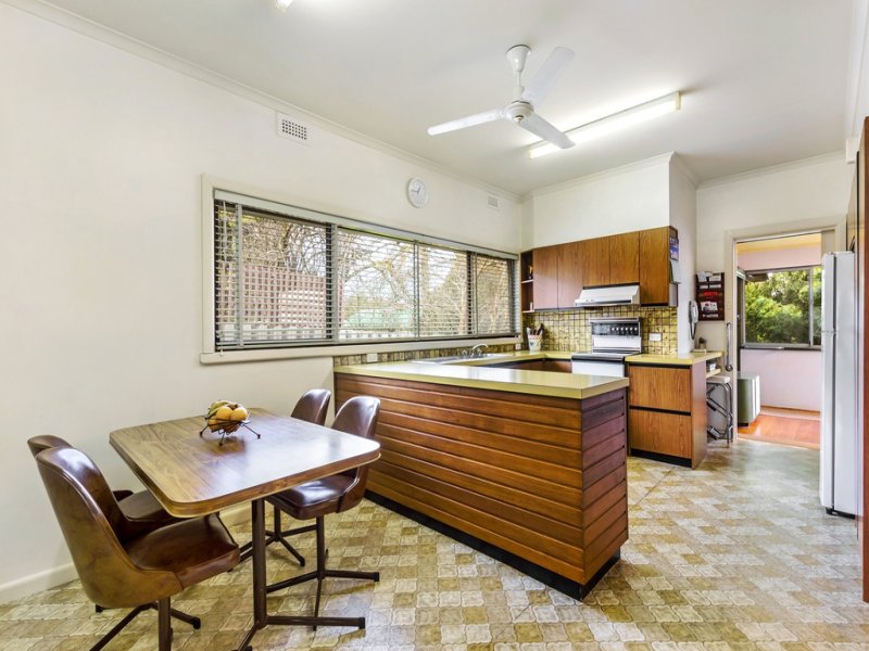 1 Hillside Parade, Box Hill North image 3