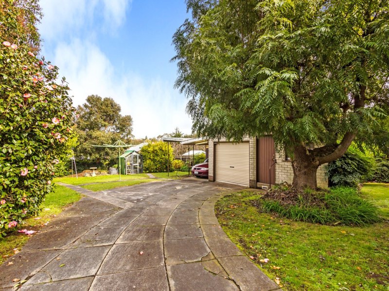 1 Hillside Parade, Box Hill North image 10