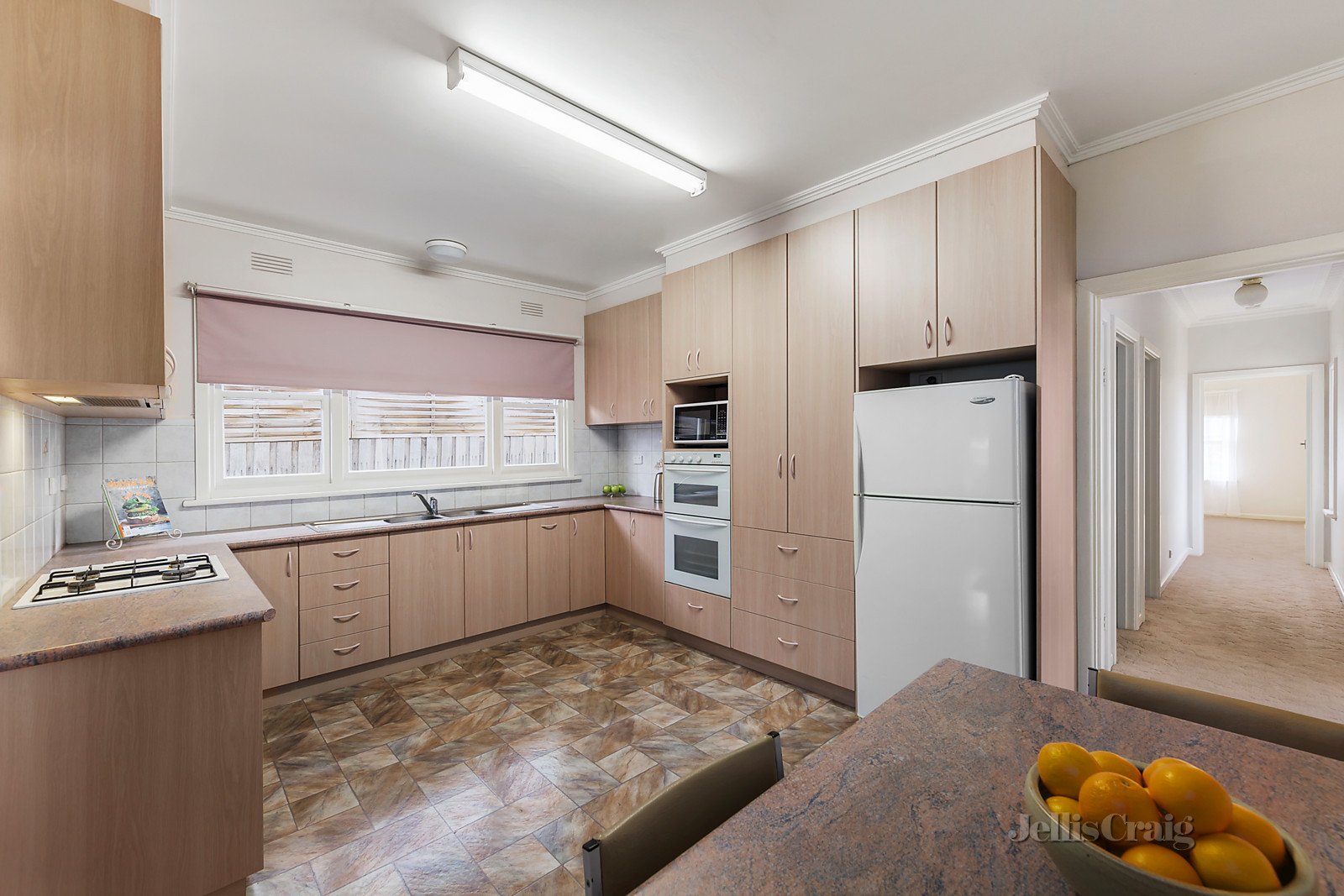 1 Hopetoun Court, Bentleigh East image 4