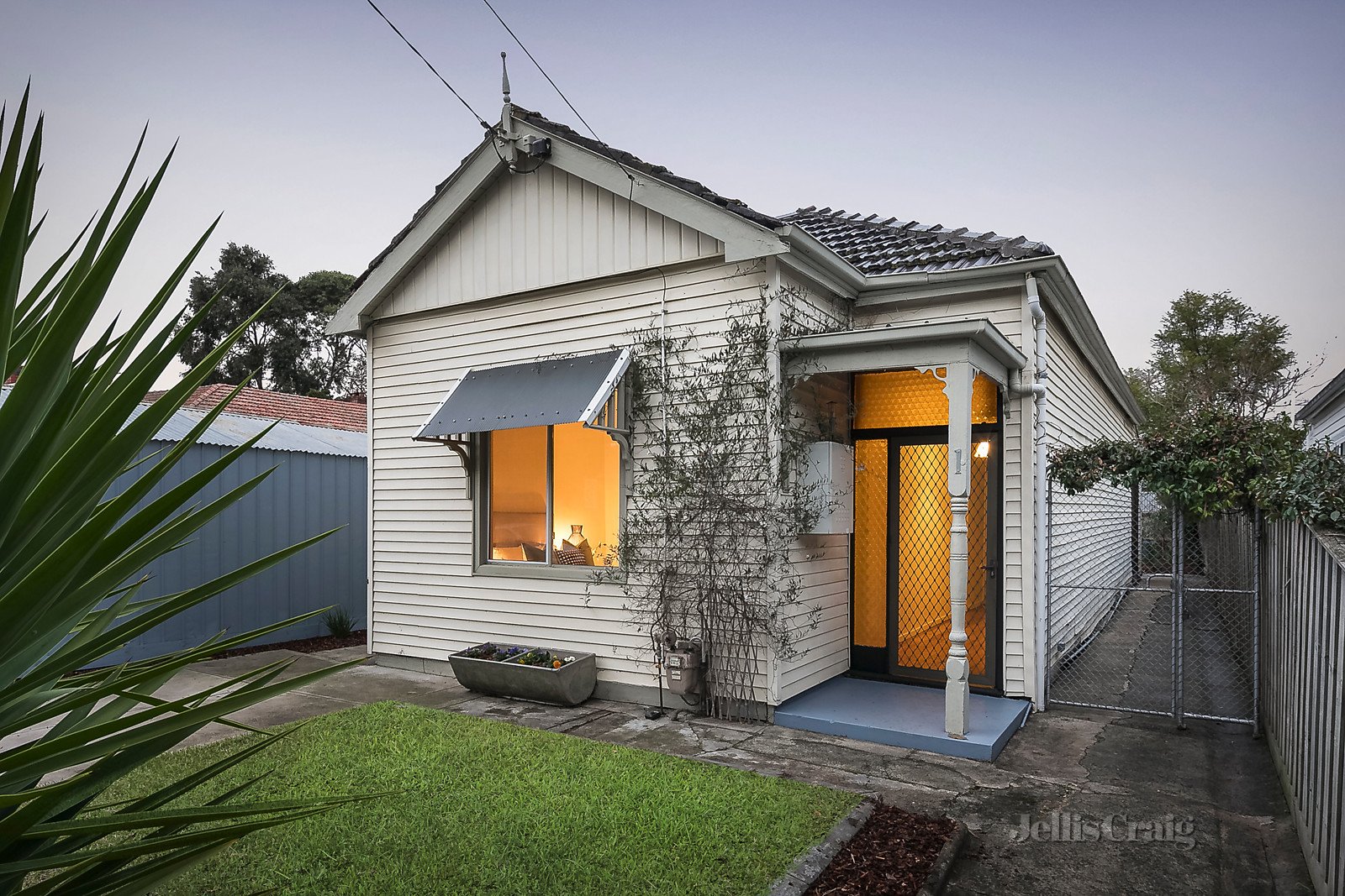 1 Howitt Street, Northcote image 1