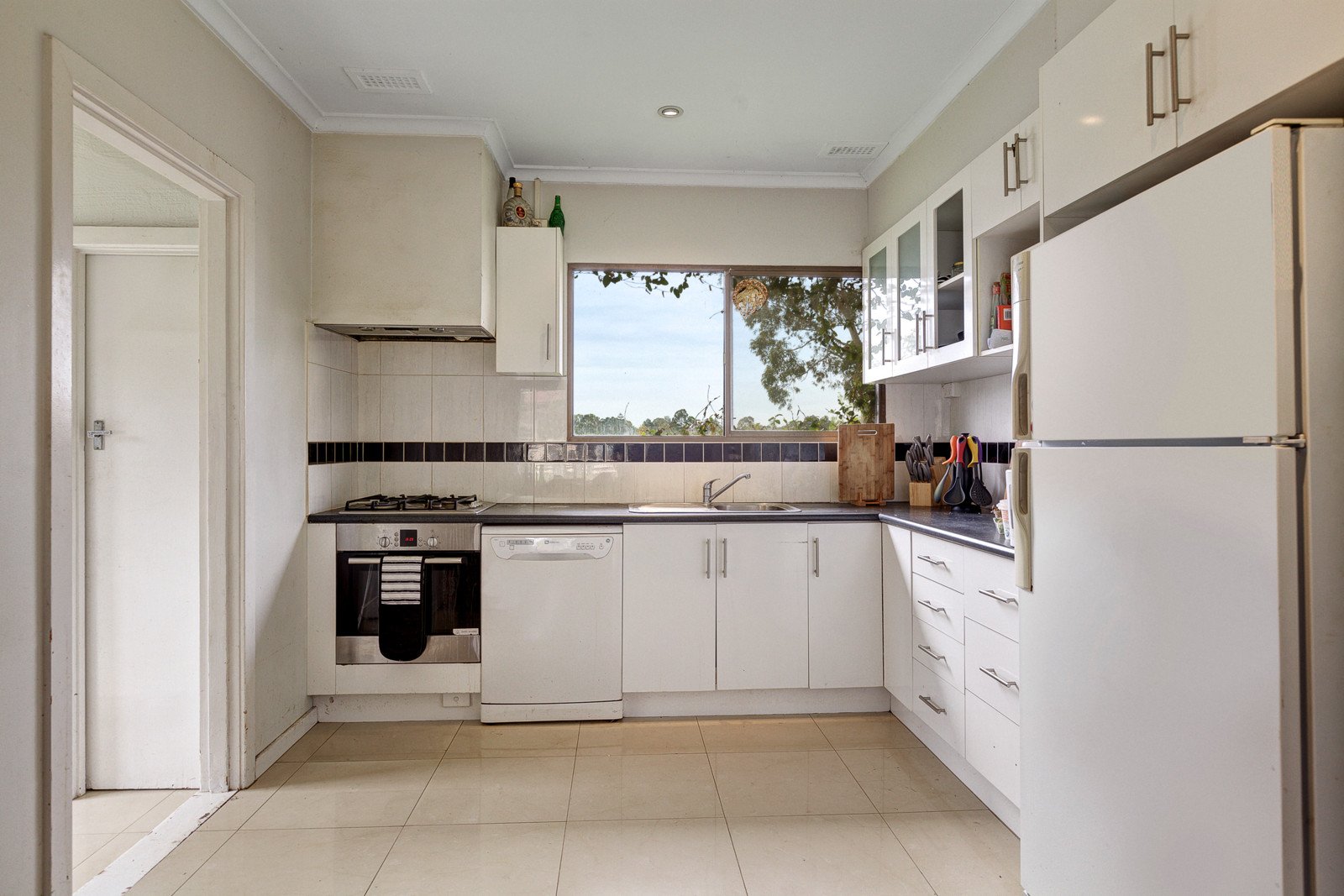 1 Inga Court, Chadstone image 3