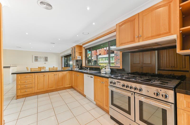 1 Inglewood Court, Wheelers&nbsp;Hill image 5