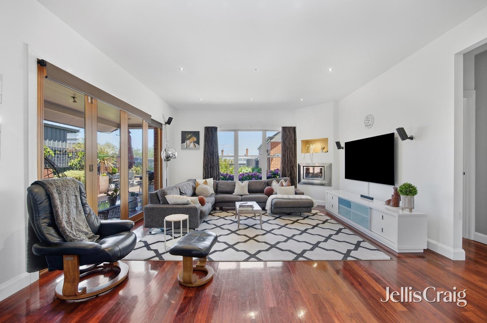 1 Inkerman Street, Newington image 3