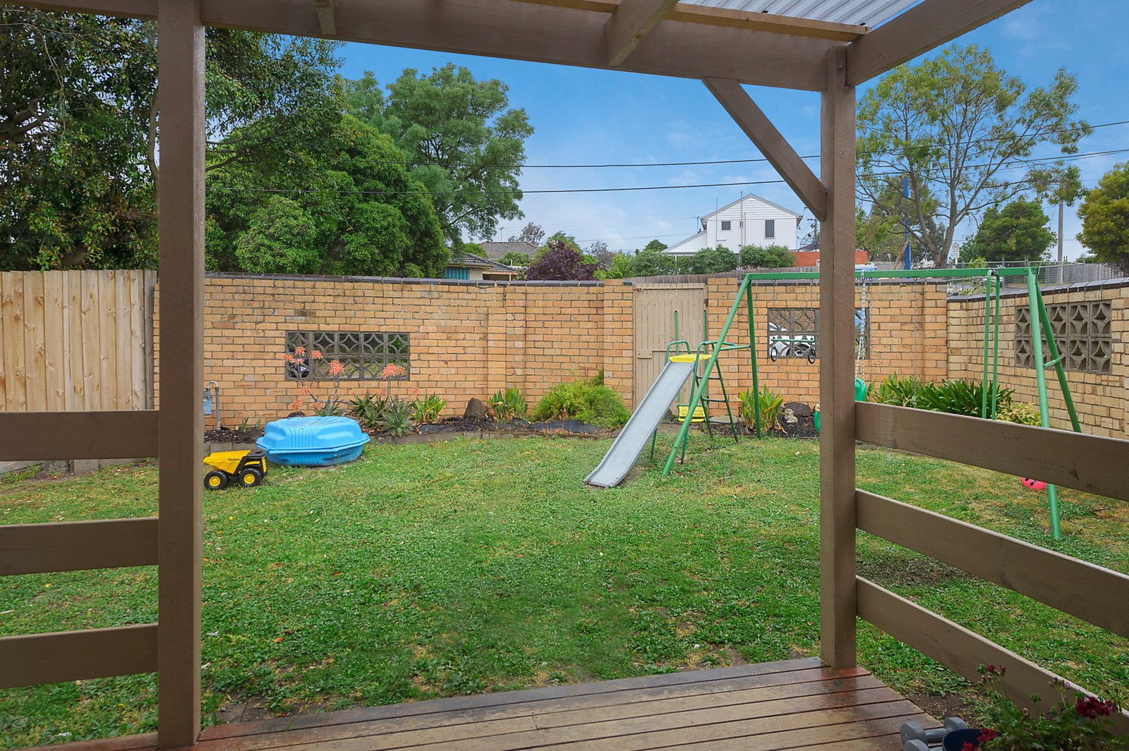 1 Iona Court, Mount Waverley image 5