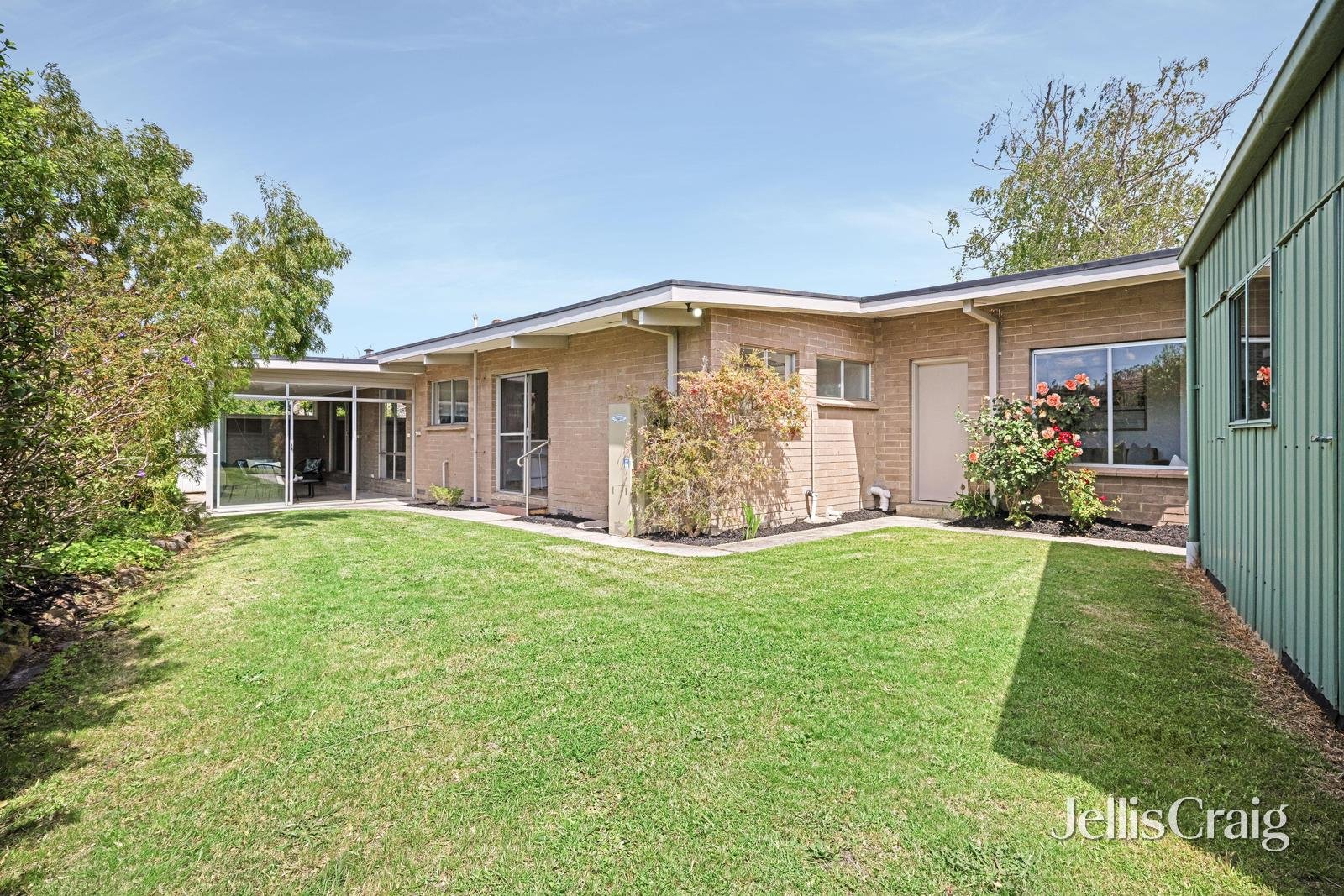 1 Jedda Court, Cheltenham image 13