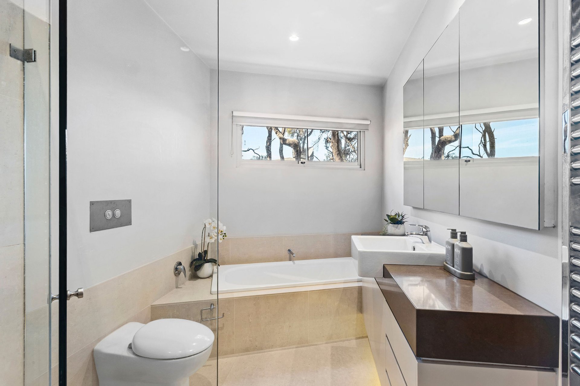 1 Jephson Street, Blairgowrie image 2