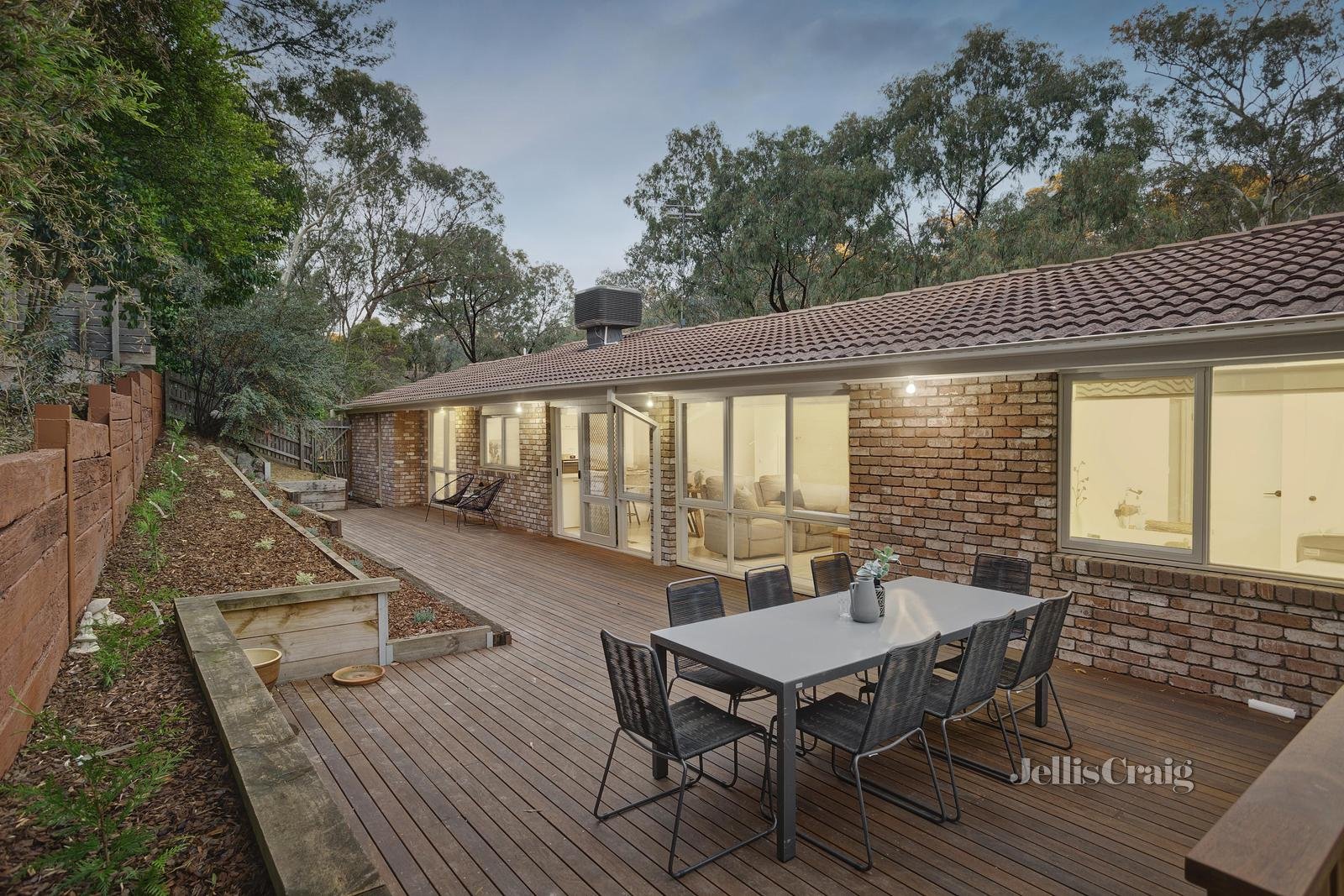 1 Jinkana Grove, Eltham image 3