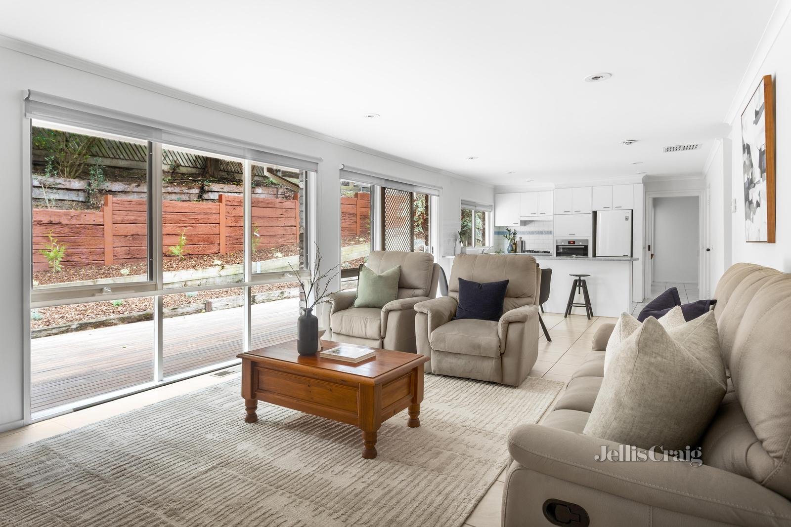 1 Jinkana Grove, Eltham image 5