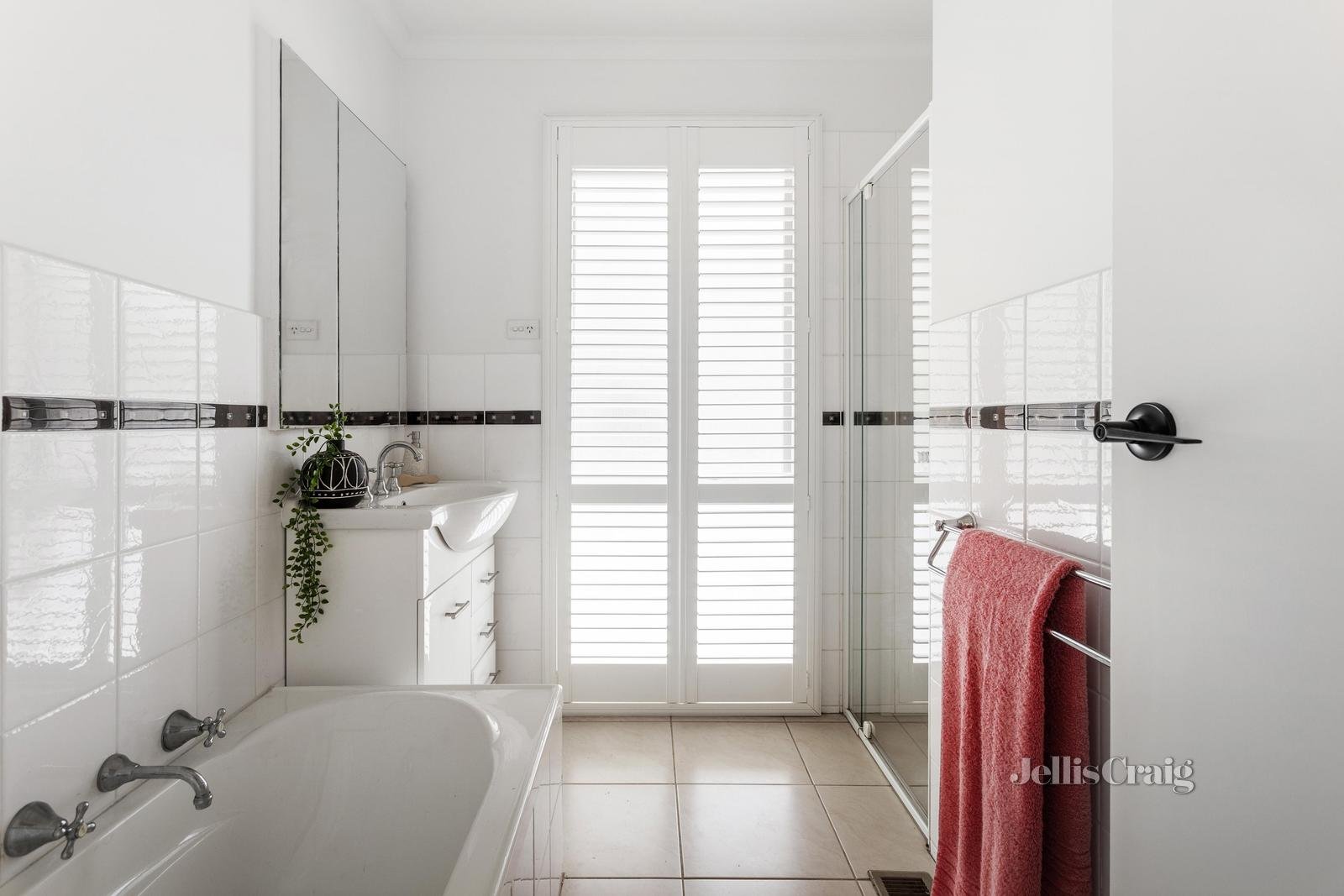 1 Jinkana Grove, Eltham image 11