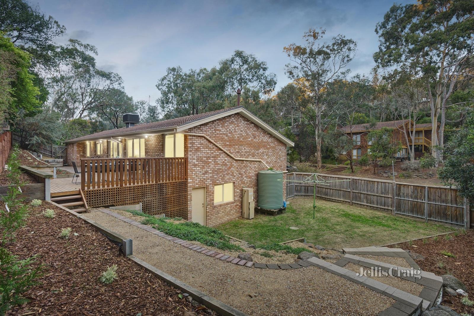 1 Jinkana Grove, Eltham image 13