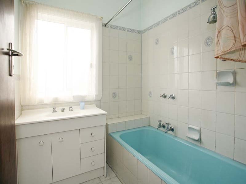 1 Joyhill Avenue, Box Hill South image 3