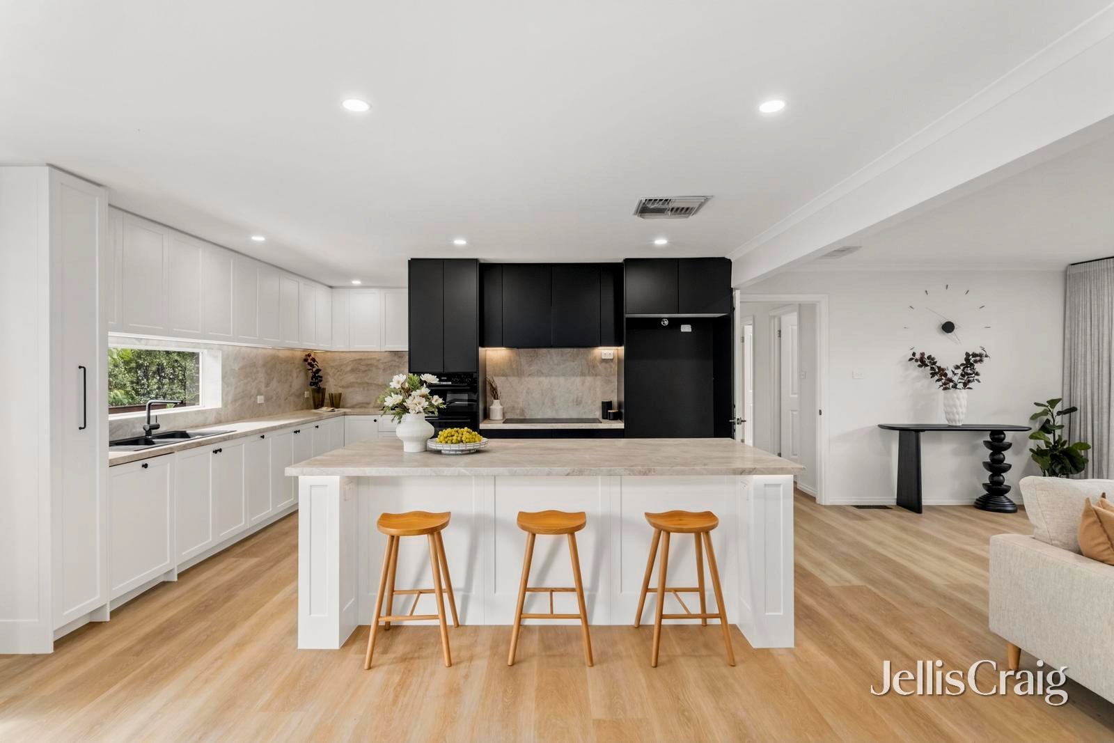 1 Jull Parade, Ringwood&nbsp;North image 3