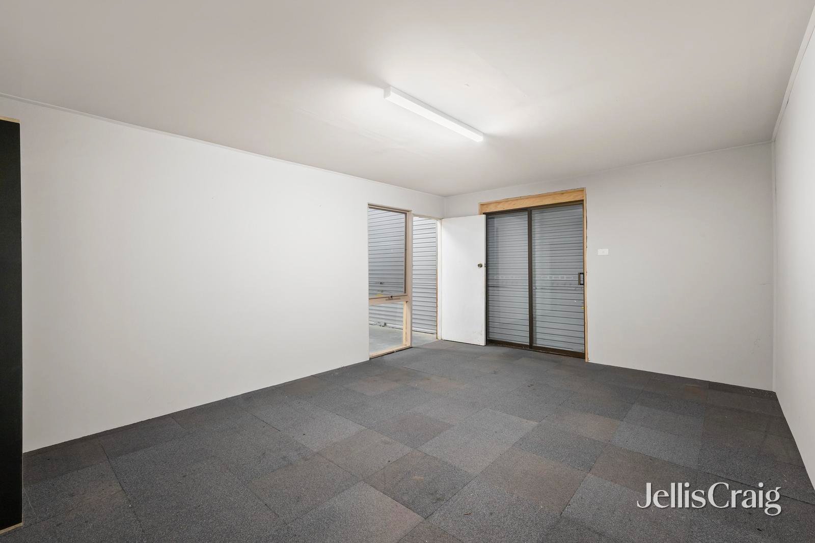 1 Jurat Road, Lilydale image 7