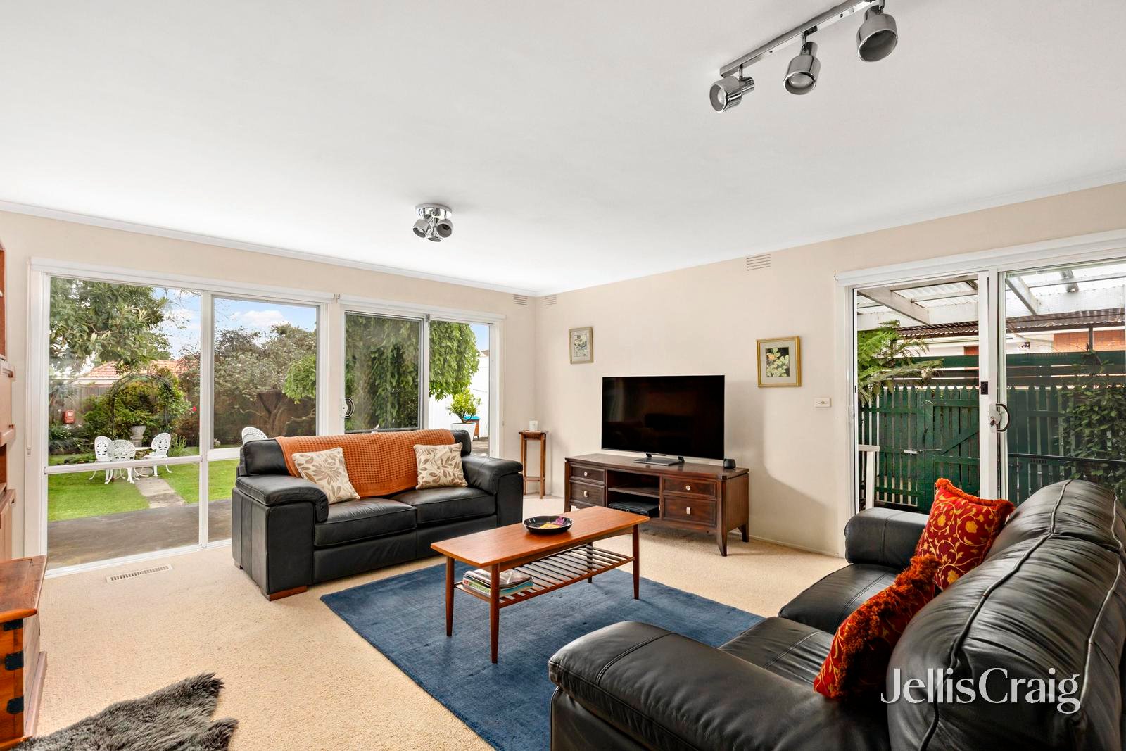 1 Kalang Road, Glenroy image 2