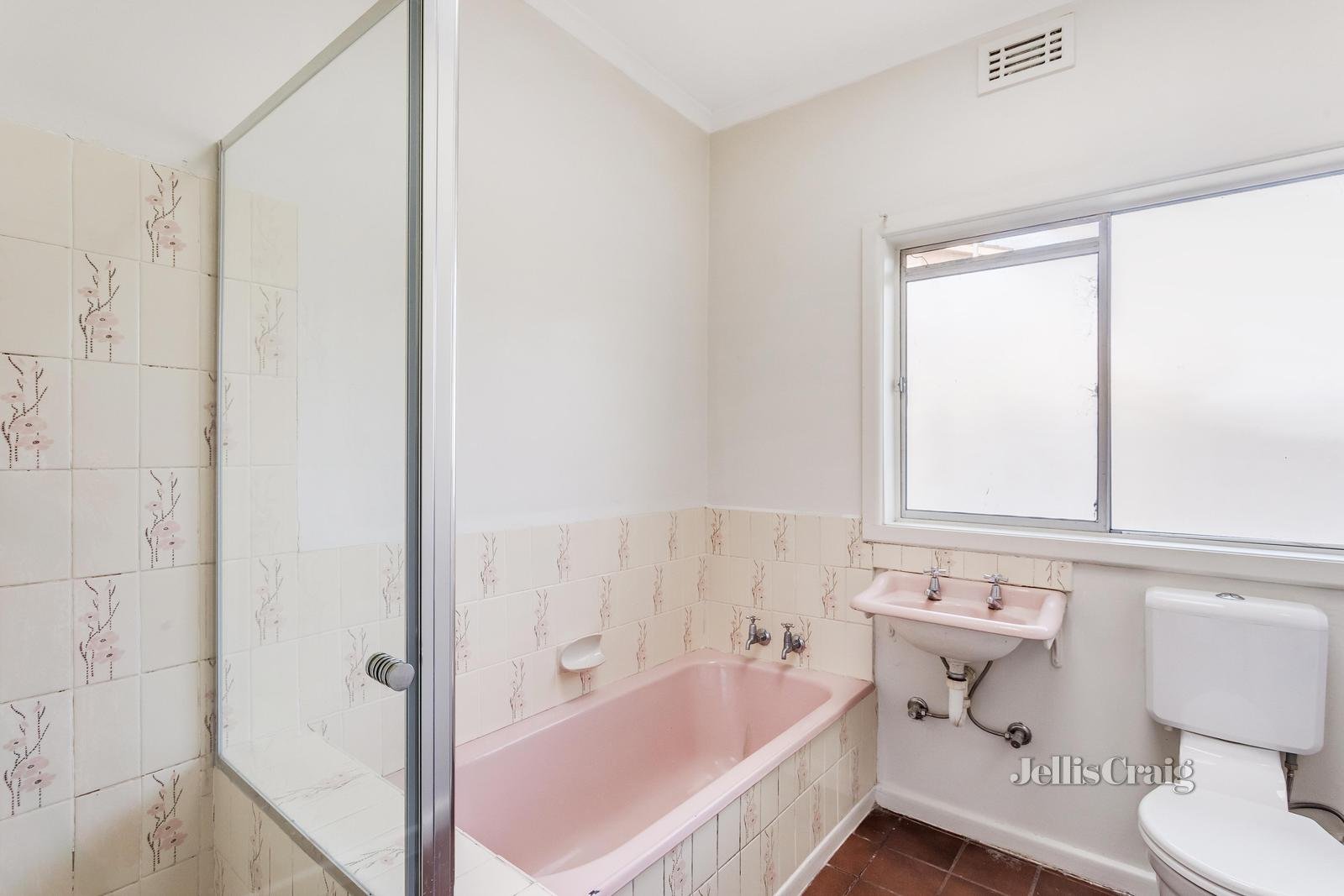 1 Kaniva Court, Bentleigh East image 9