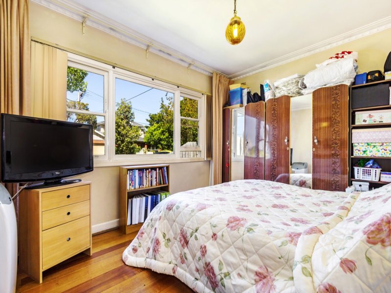 1 Keogh Street, Burwood image 6
