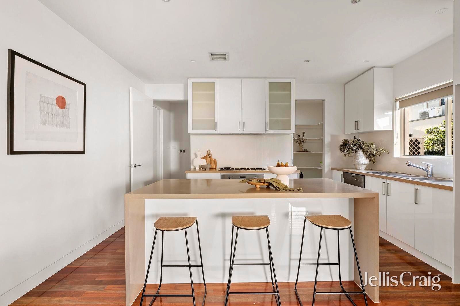 1 Kilmartin Street, Essendon image 5