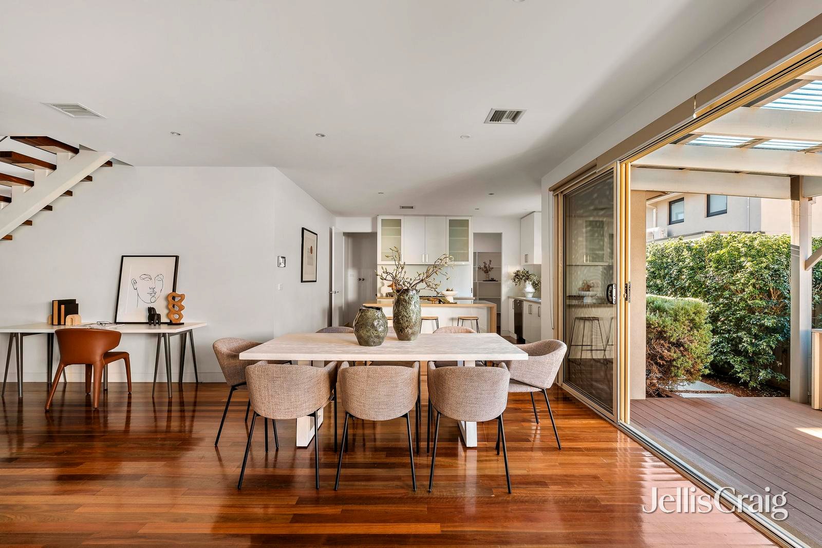 1 Kilmartin Street, Essendon image 6