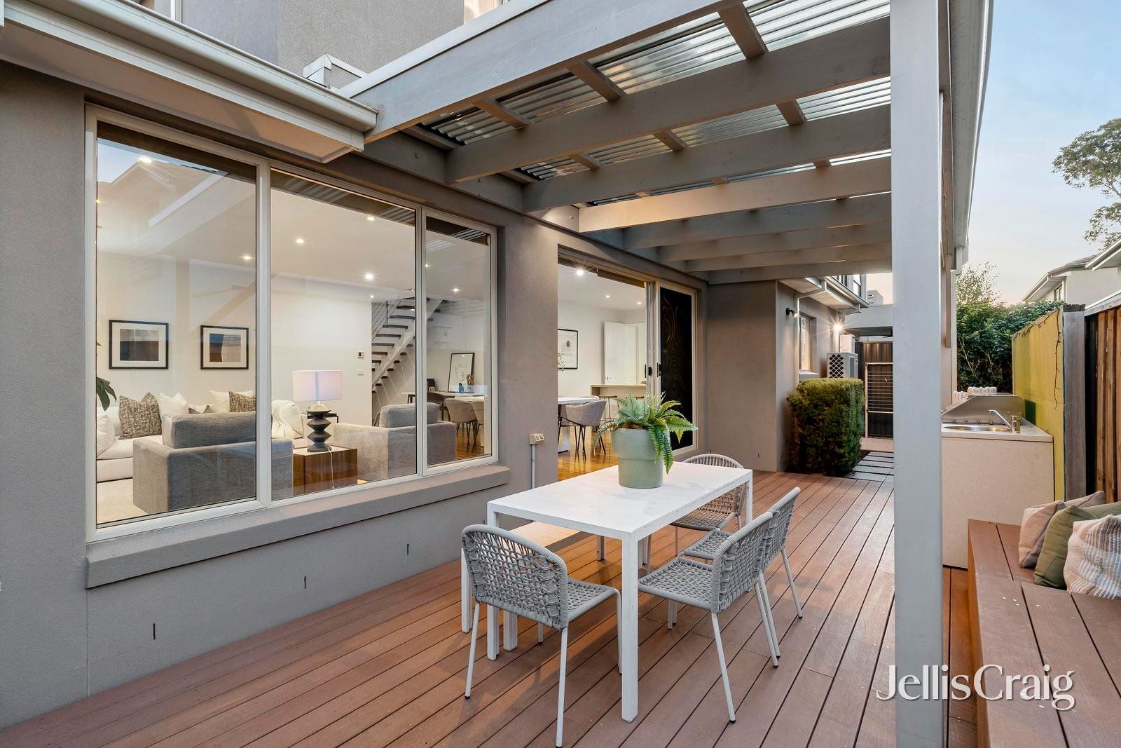 1 Kilmartin Street, Essendon image 15