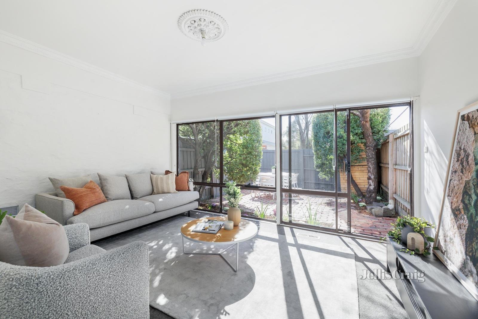 1 Kimber Street, Richmond image 2