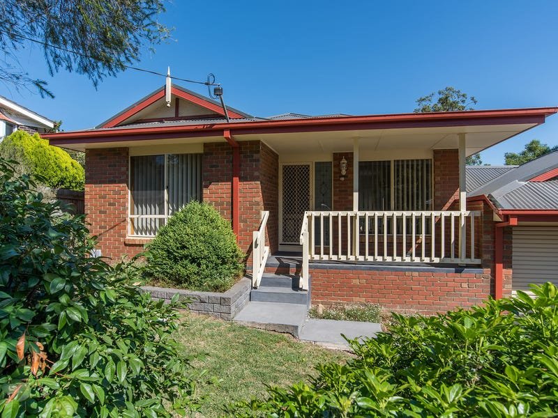 1 Kingswood Drive, Chirnside Park image 1