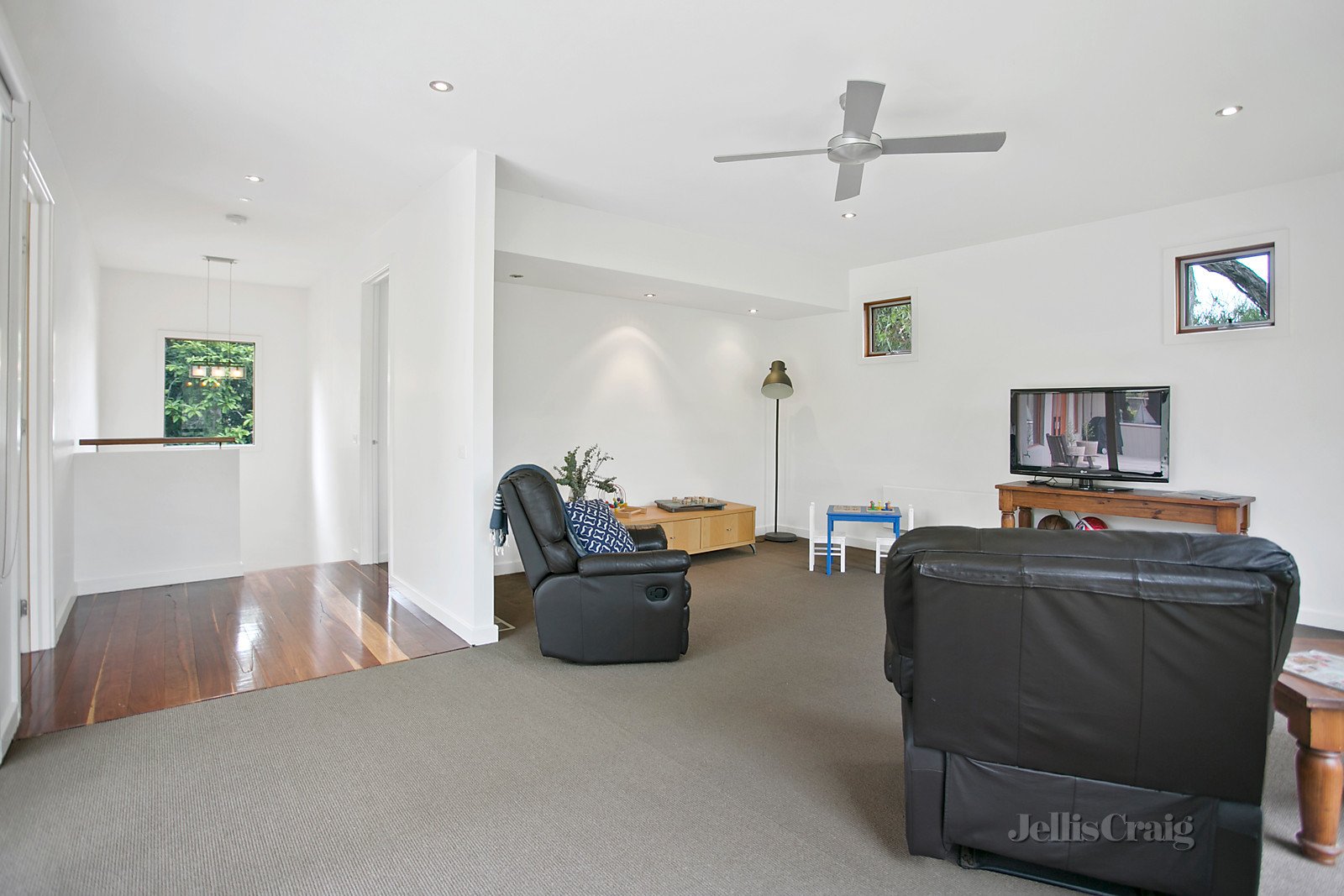 1 Kokoda Street, Sorrento image 6