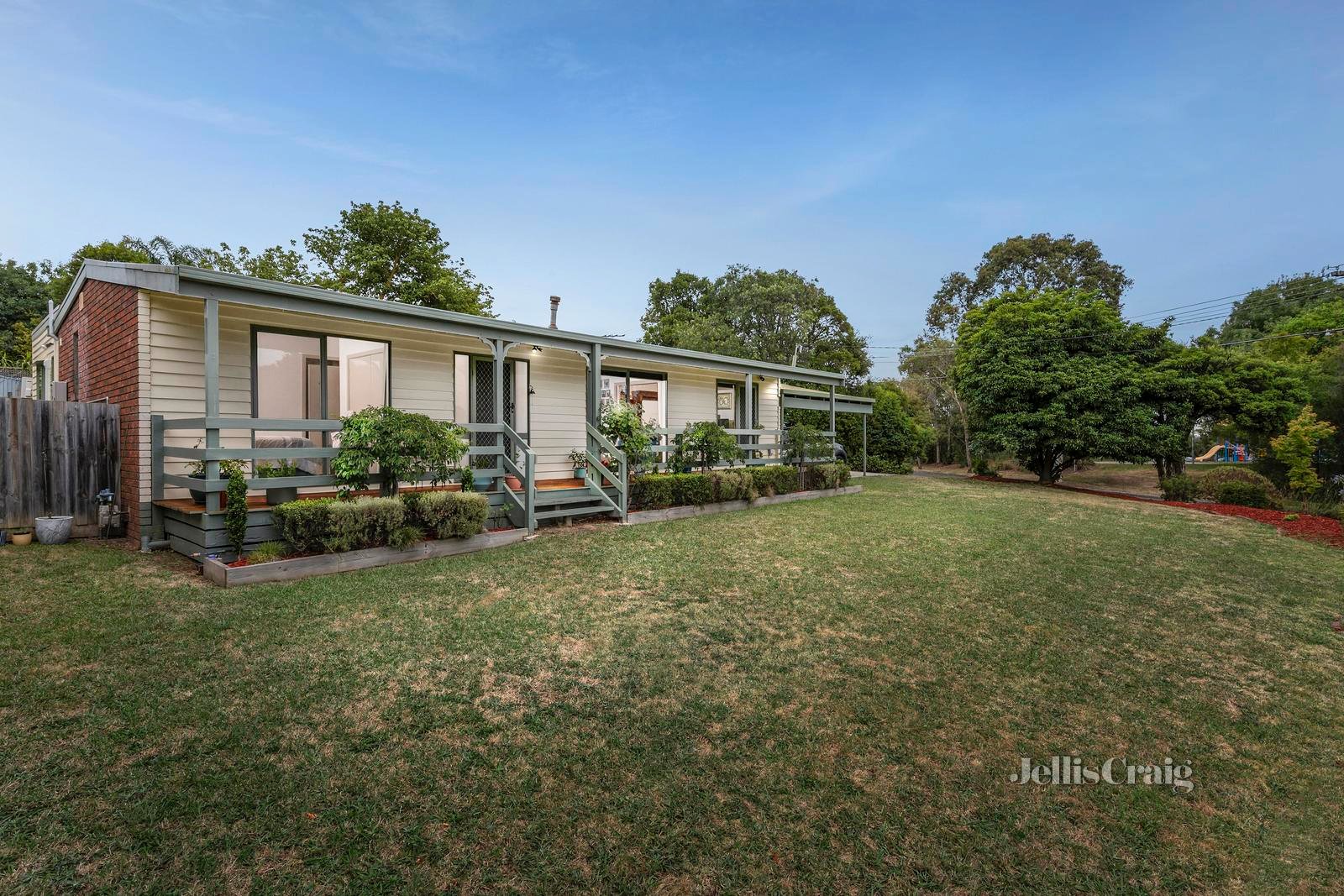 1 Lancaster Place, Chirnside Park image 1