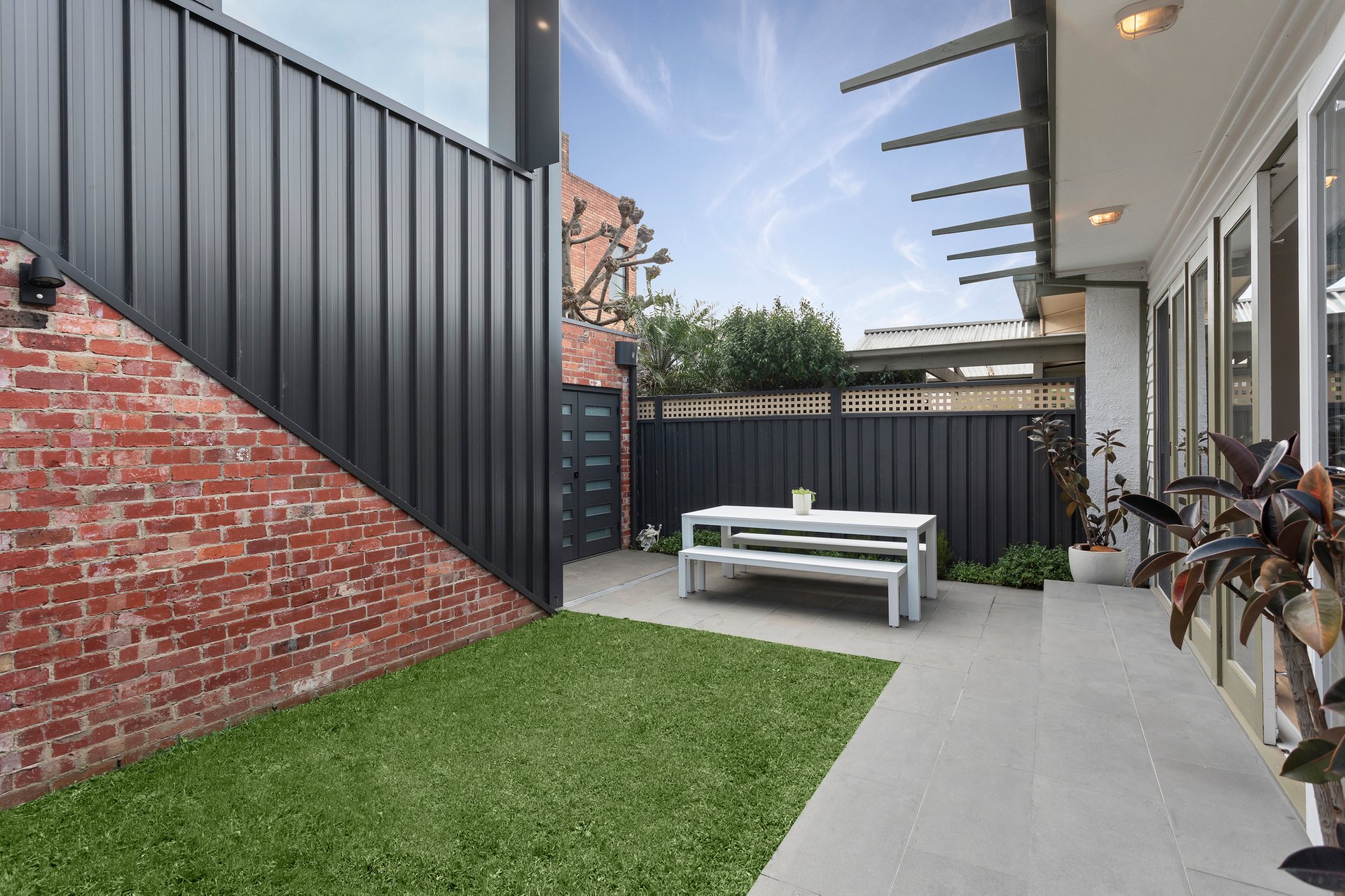 Property Gallery Thumbnail 9