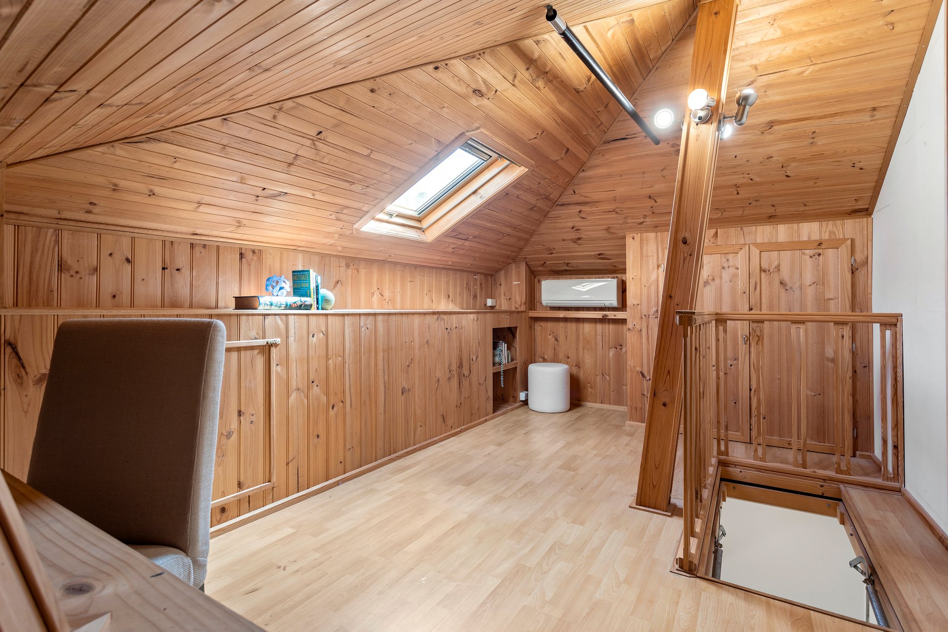 Property Gallery Thumbnail 15