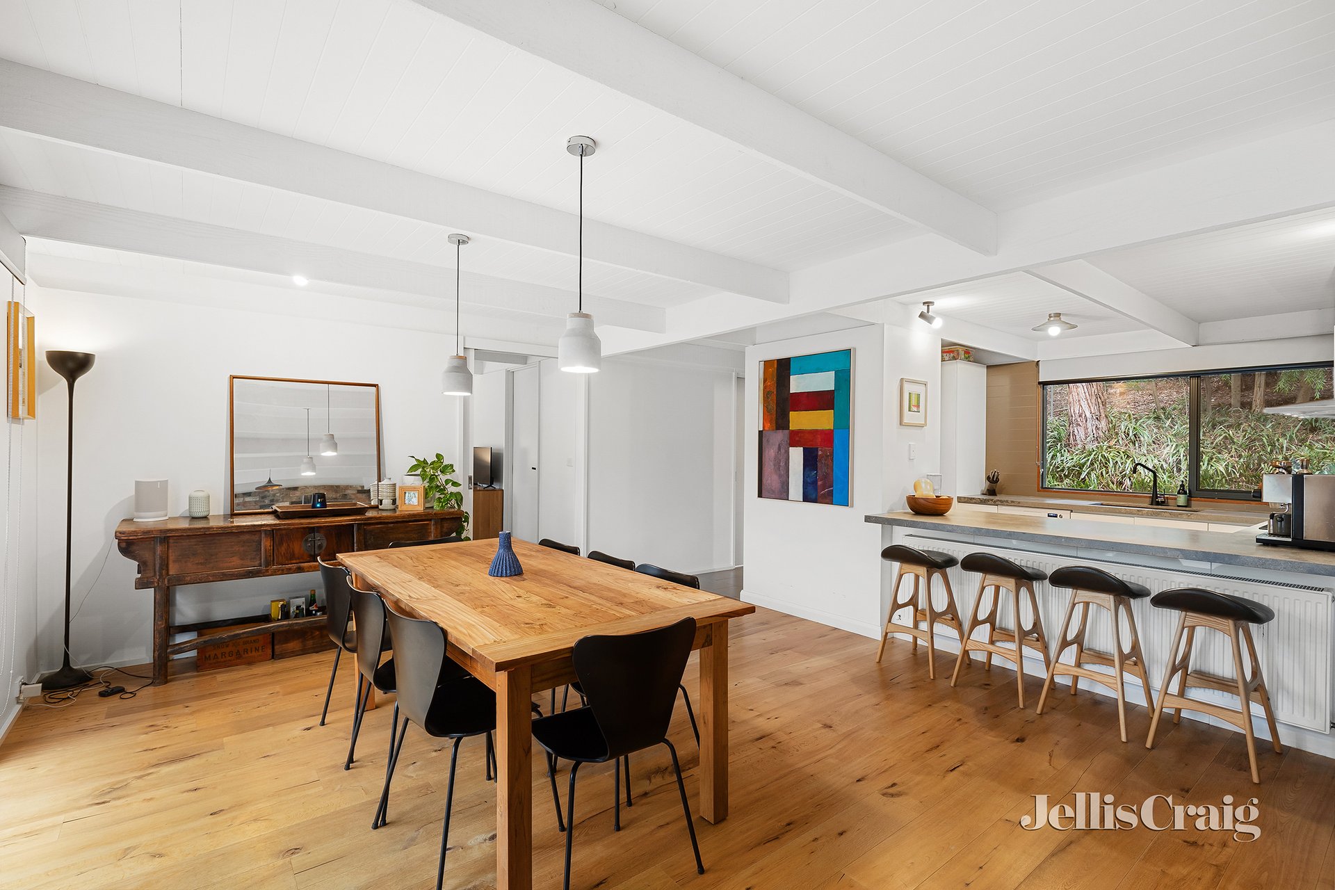 1 Leane Drive, Eltham image 5