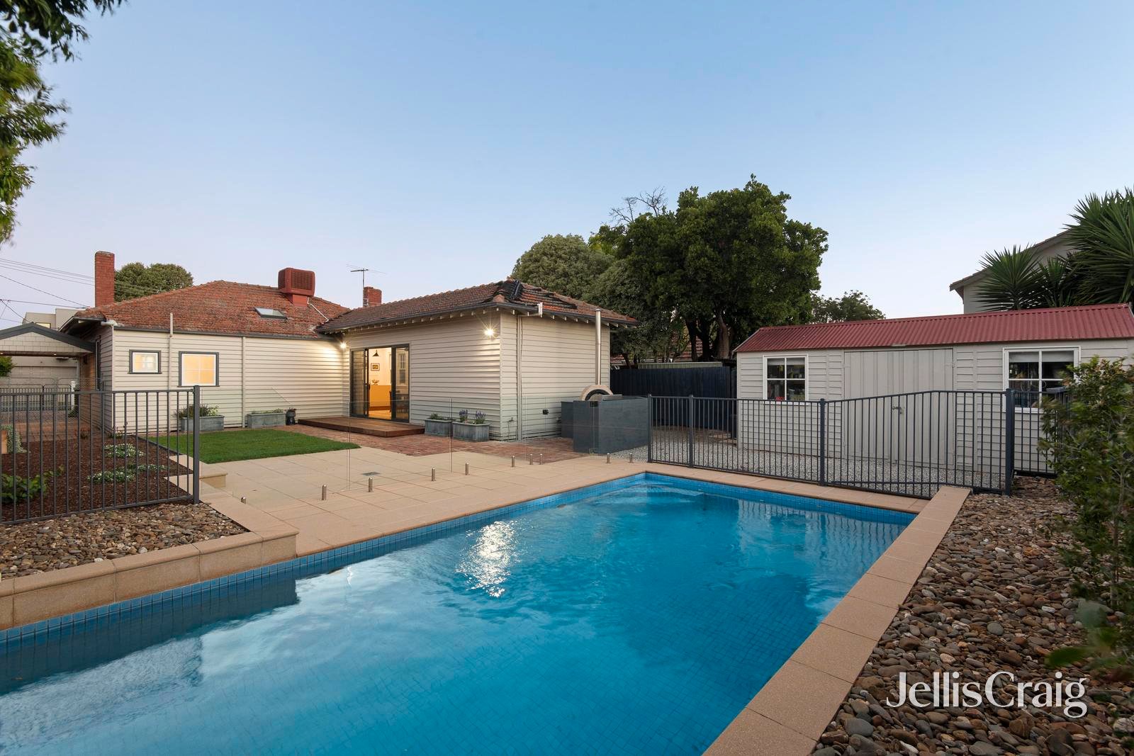 1 Lily Street, Bentleigh image 14