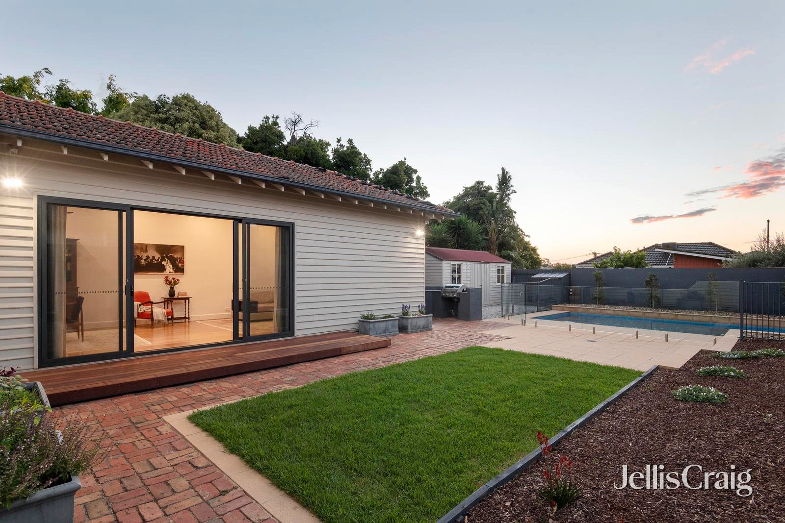 1 Lily Street, Bentleigh image 16