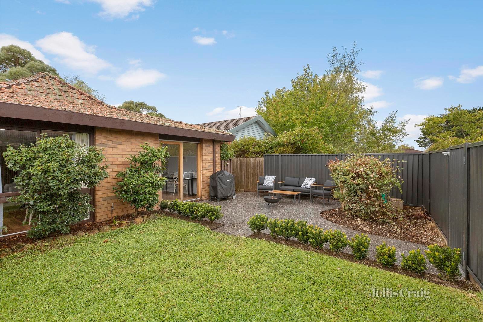 1 Linton Court, Alfredton image 1