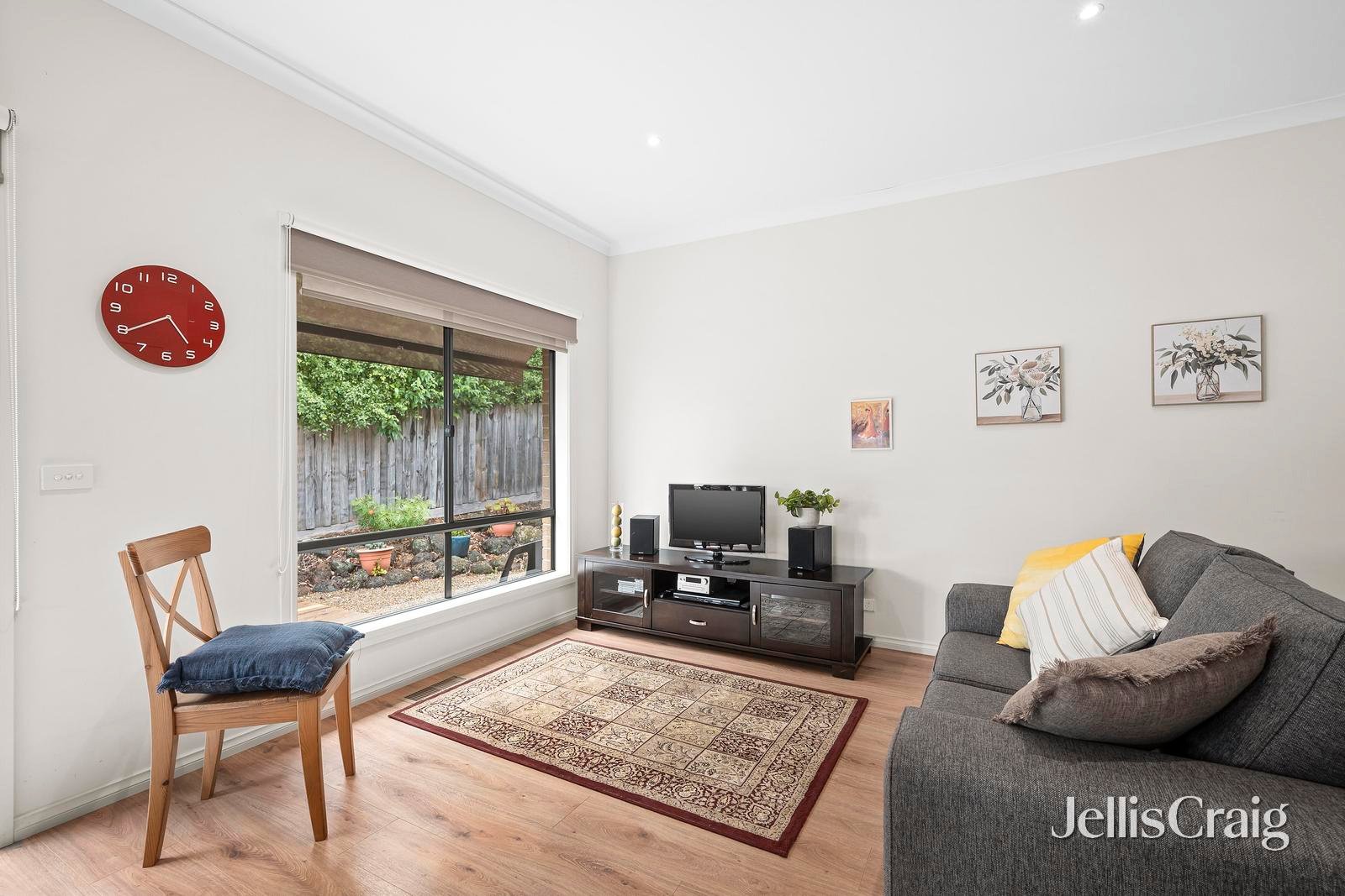 1 Lintoo Close, Mooroolbark image 2