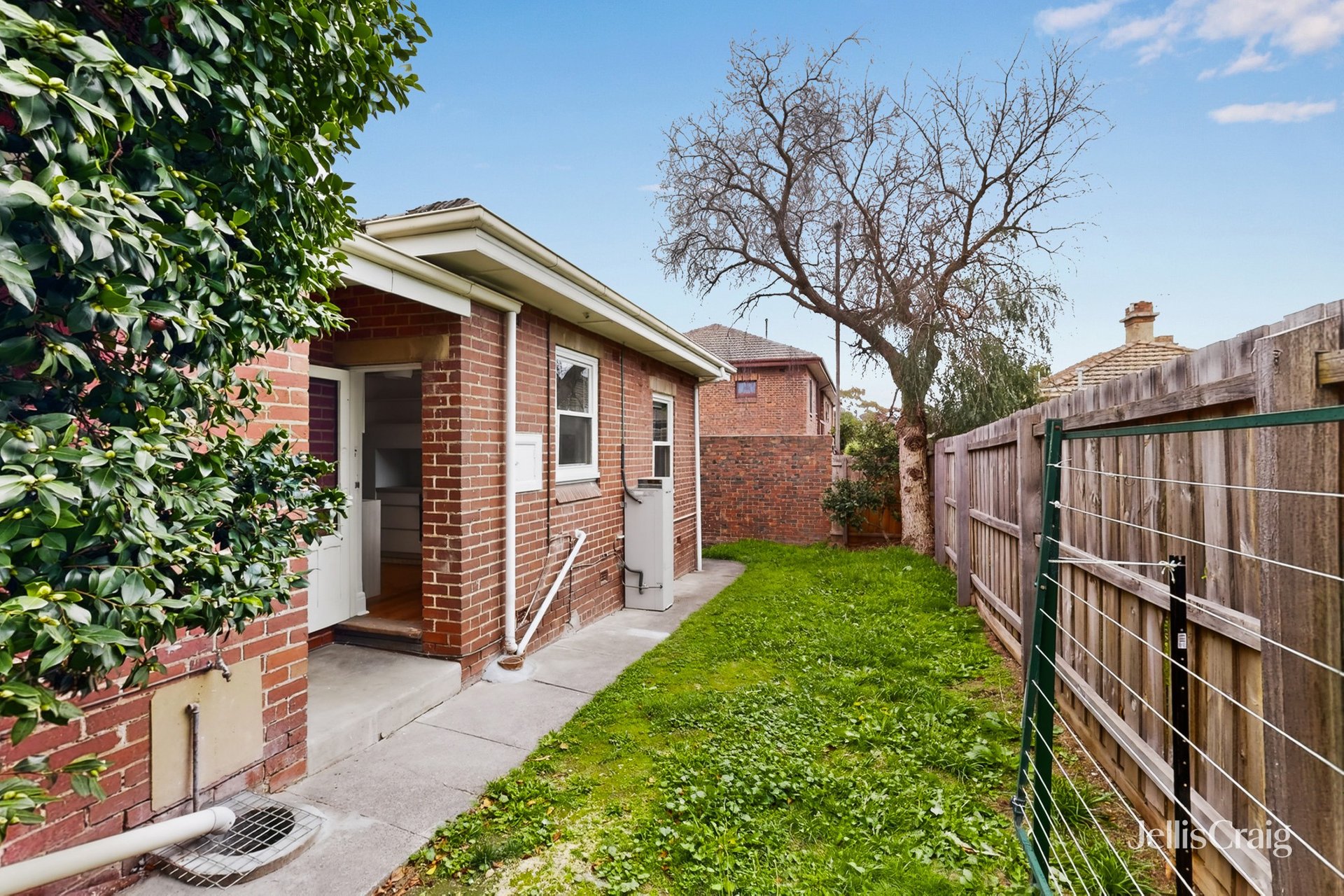1 Loch Rae Court, Hawthorn image 11