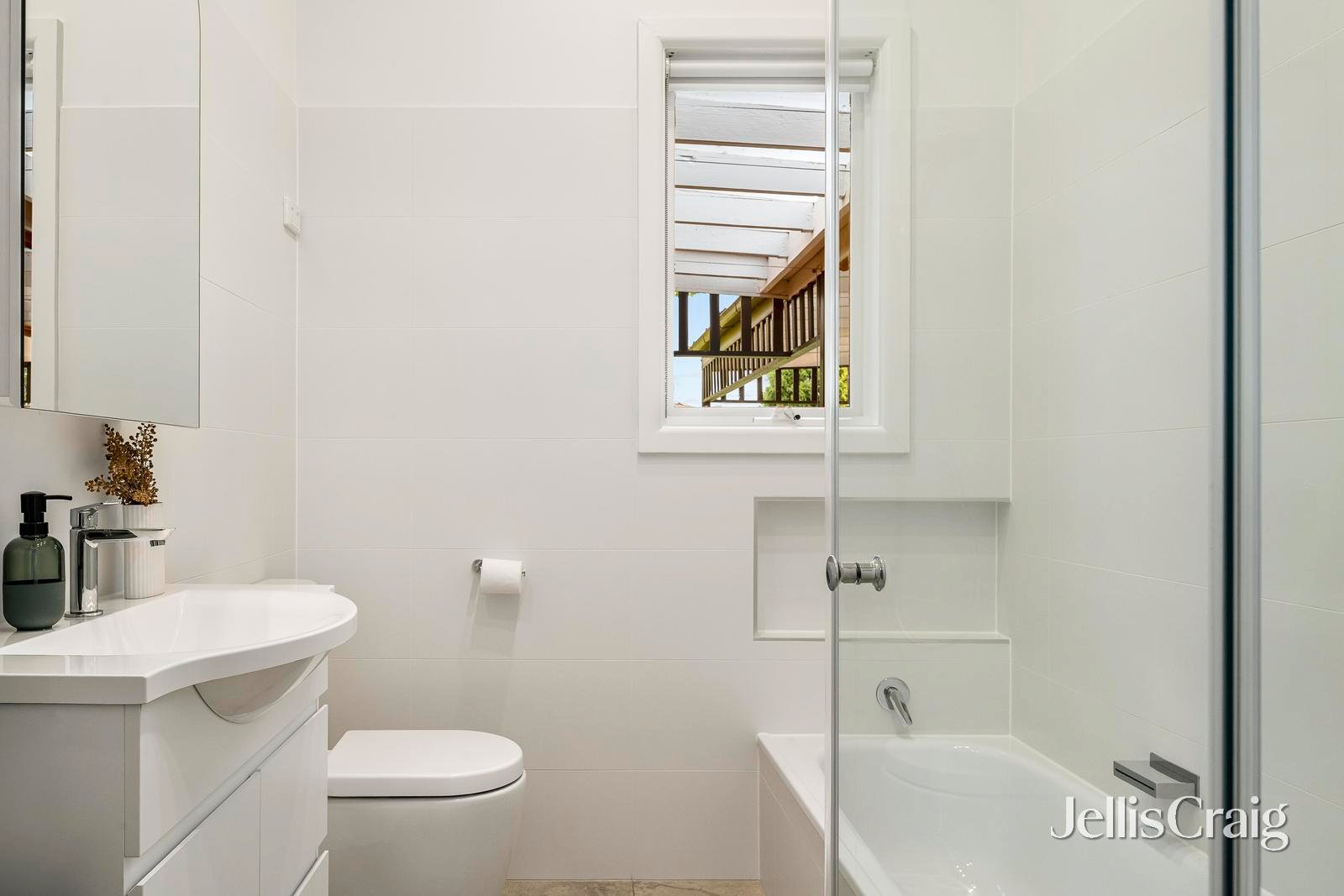 1 Lockwood Avenue, Brighton&nbsp;East image 9