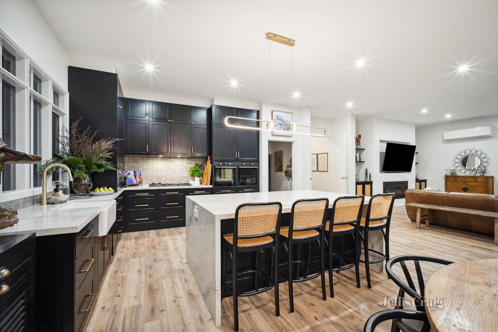 1 Lodge Close, Ballarat North image 3
