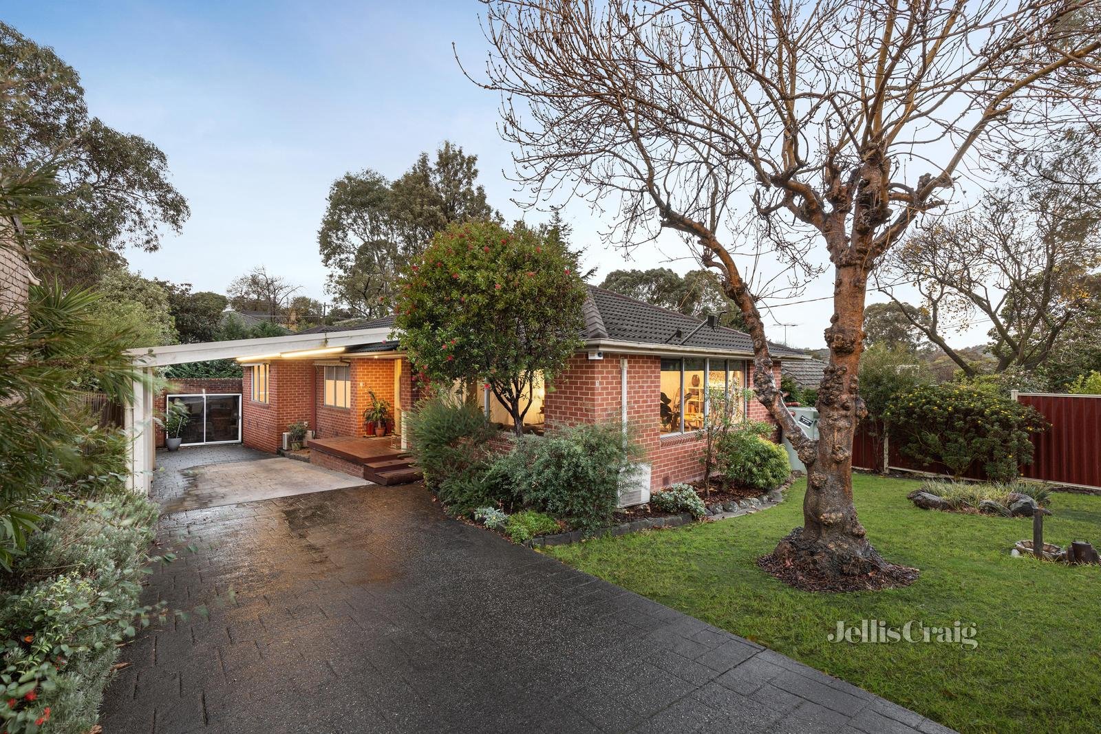 1 Lowan Avenue, Yallambie image 2
