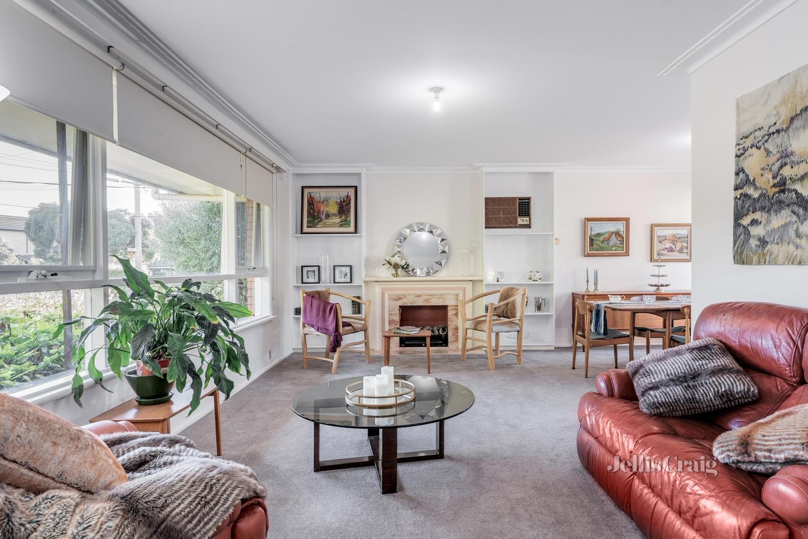 1 Lowen Road, Glen Waverley image 2