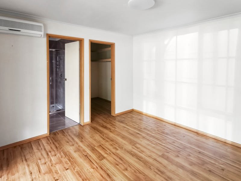 Property Gallery Thumbnail 7