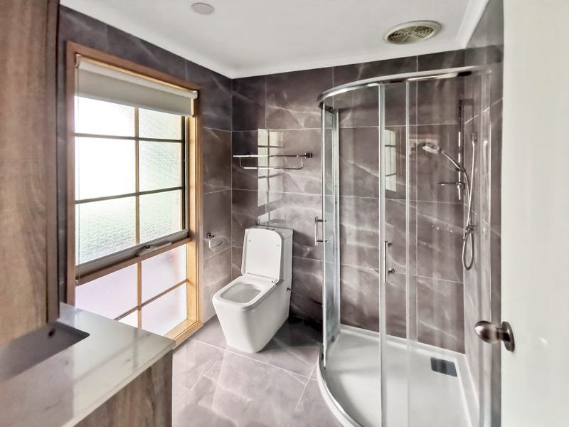 Property Gallery Thumbnail 8