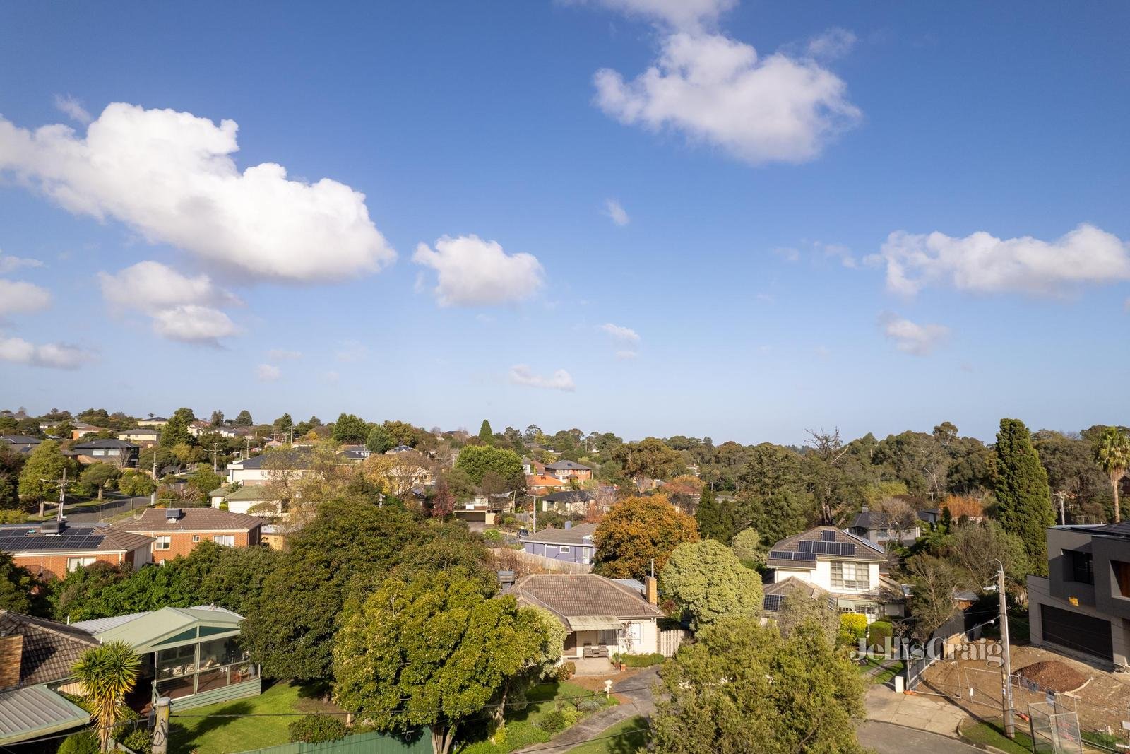 1 Magna Court, Mount Waverley image 8