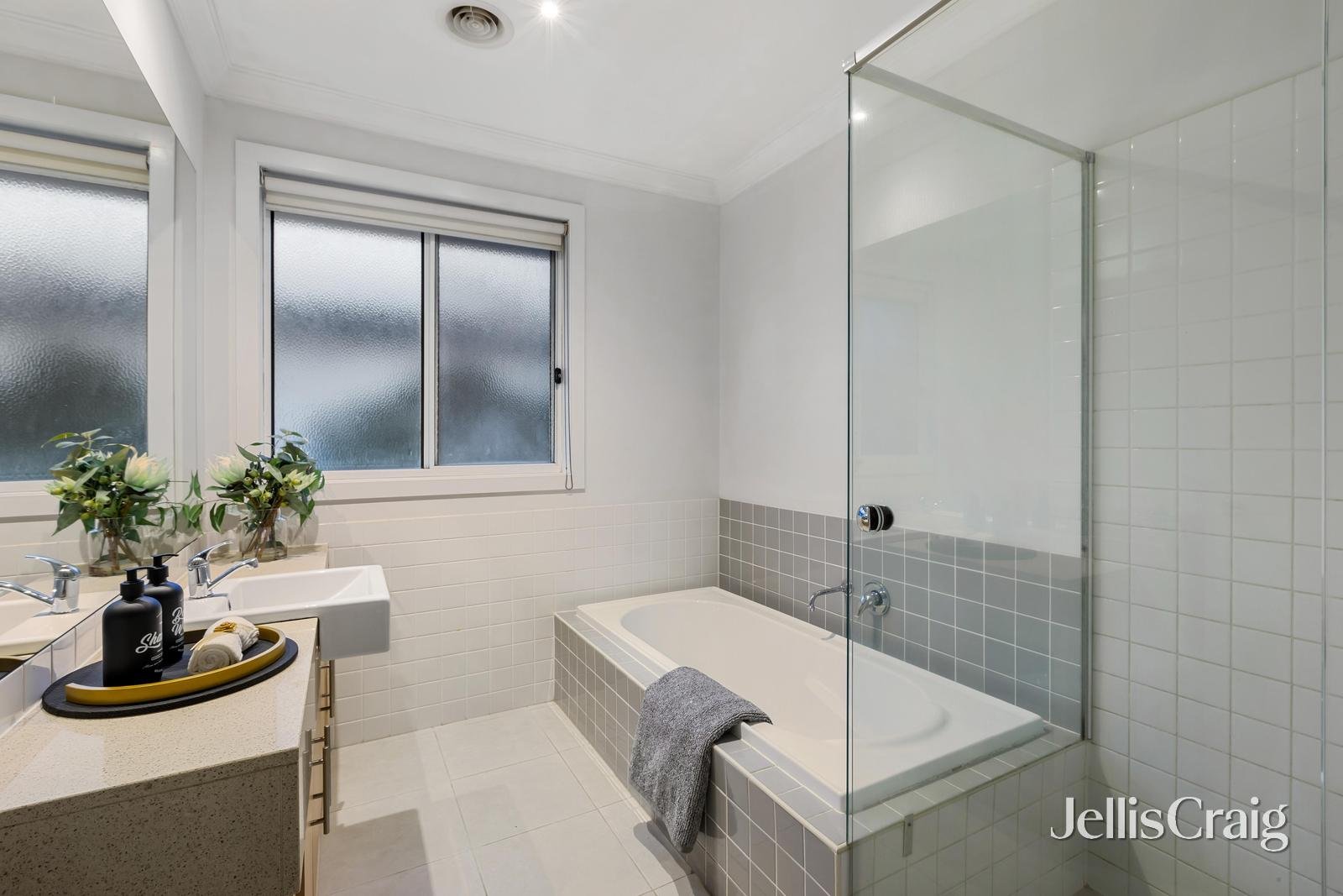 1 Maiden Court, Burwood image 9