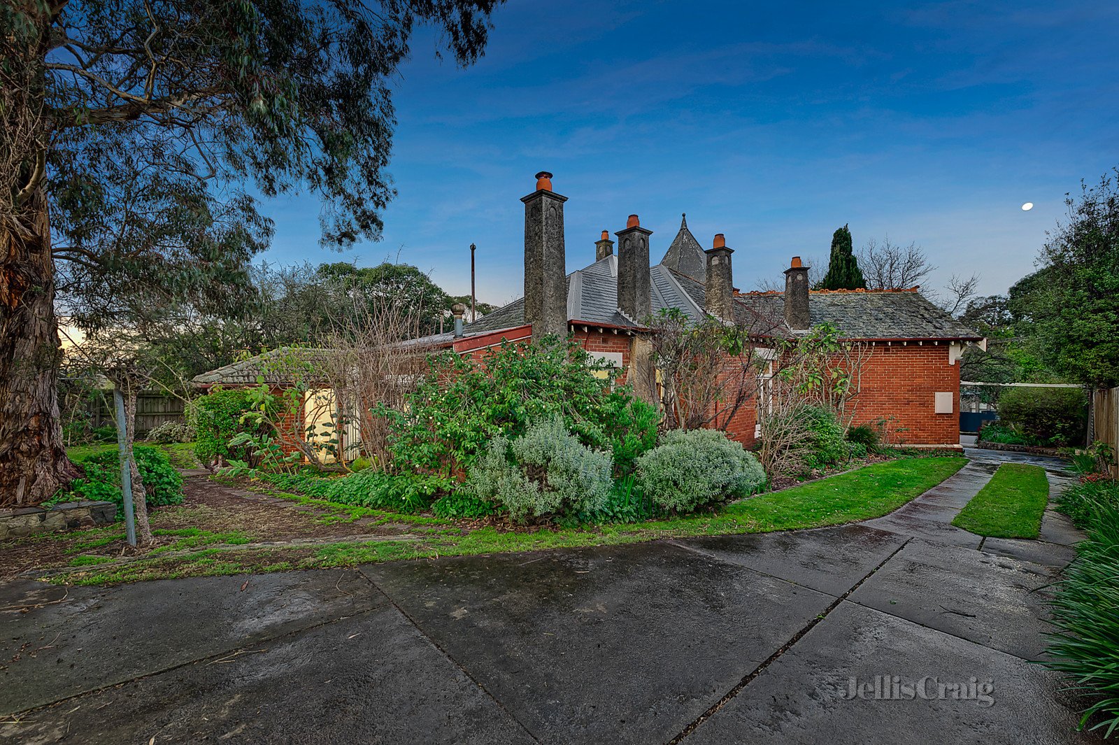 1 Maitland Street, Glen Iris image 3