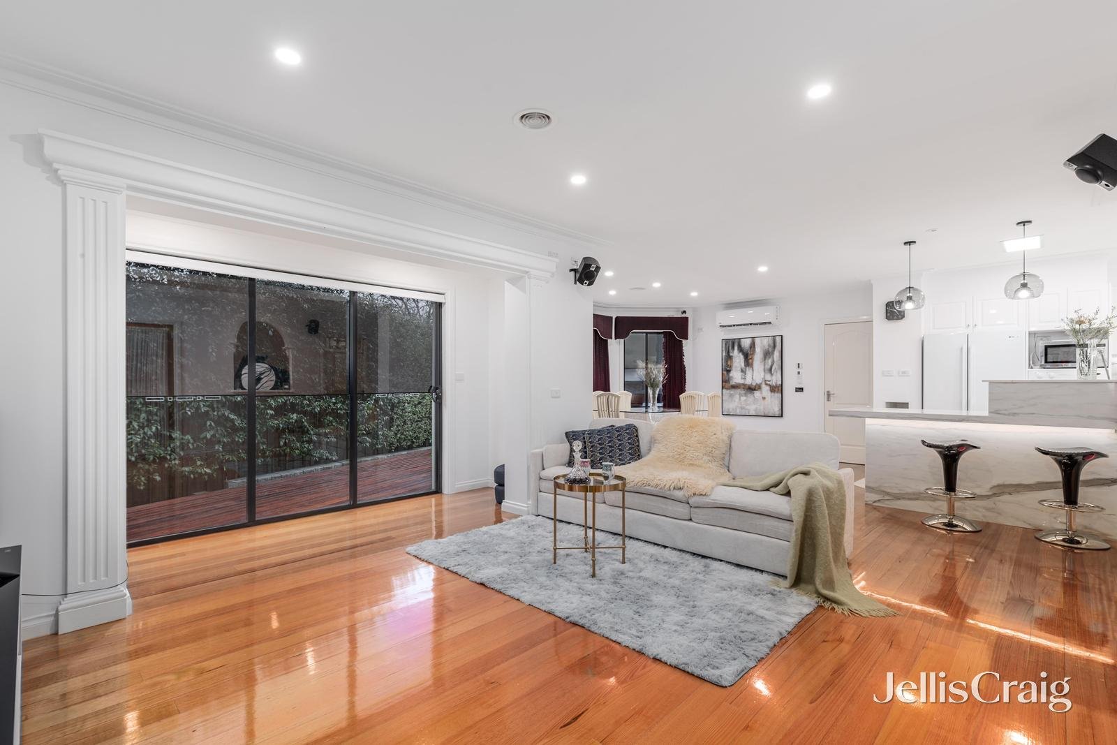 1 Malmsbury Drive, Ashwood image 3