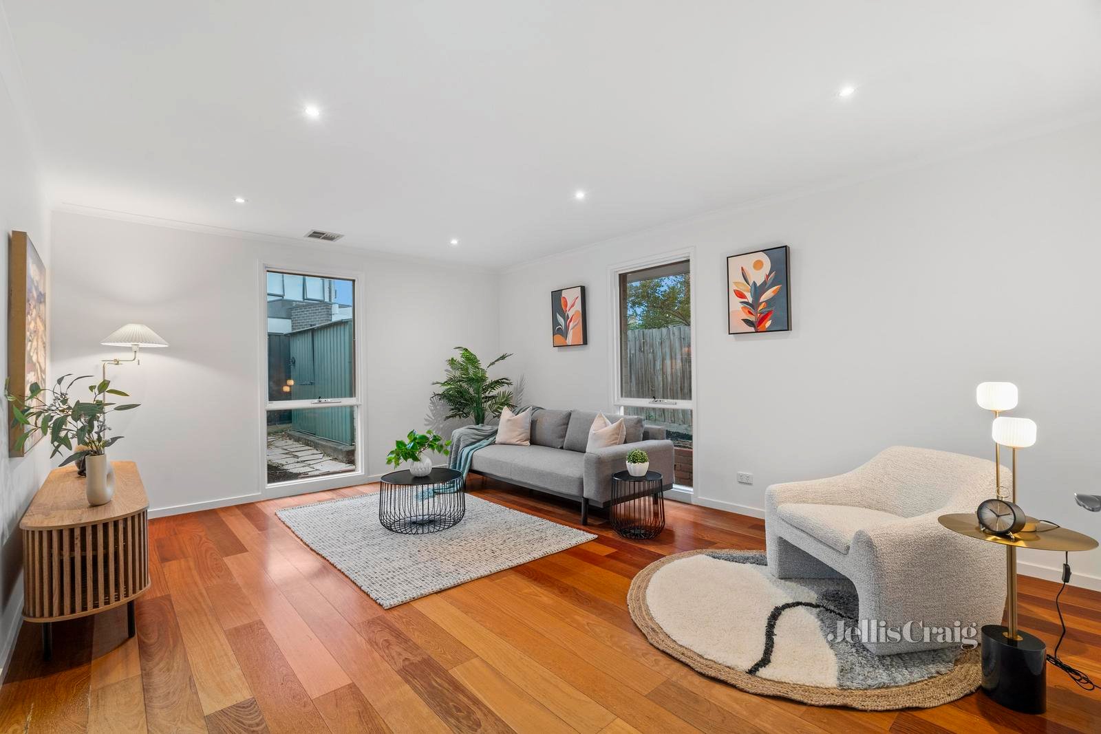 1 Marie Court, Mount Waverley image 2